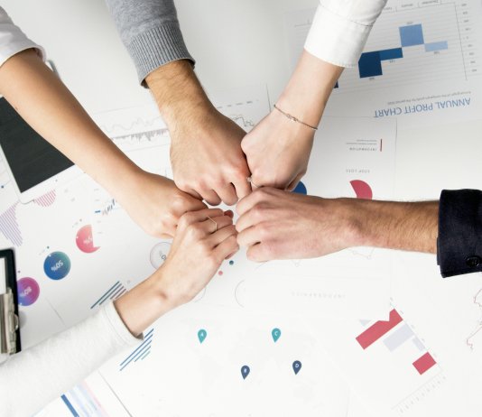 魅力表達 | 讓聲音有感染力,利用故事抓住聽眾的心!